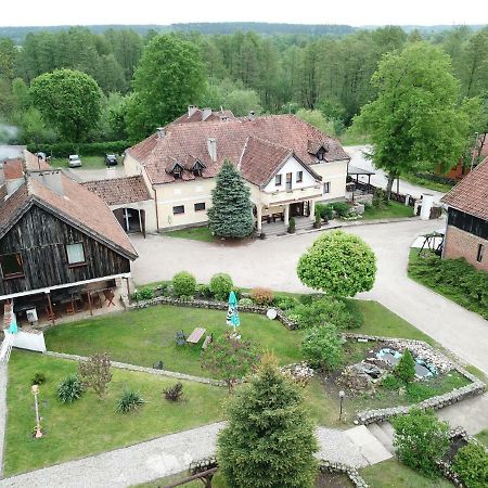 Folwark Tumiany Pokoje & Restauracja Exteriör bild