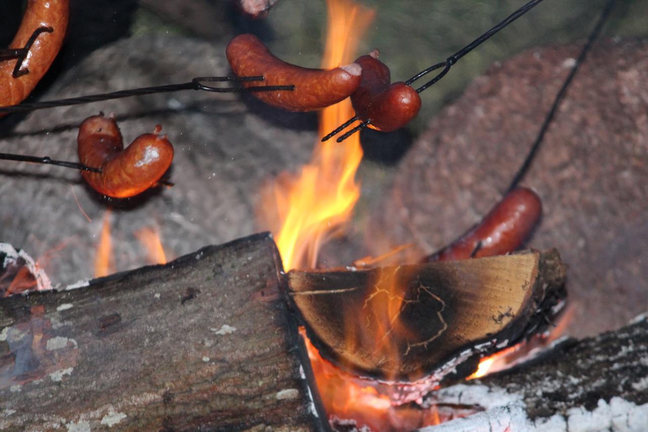 Folwark Tumiany Pokoje & Restauracja Exteriör bild