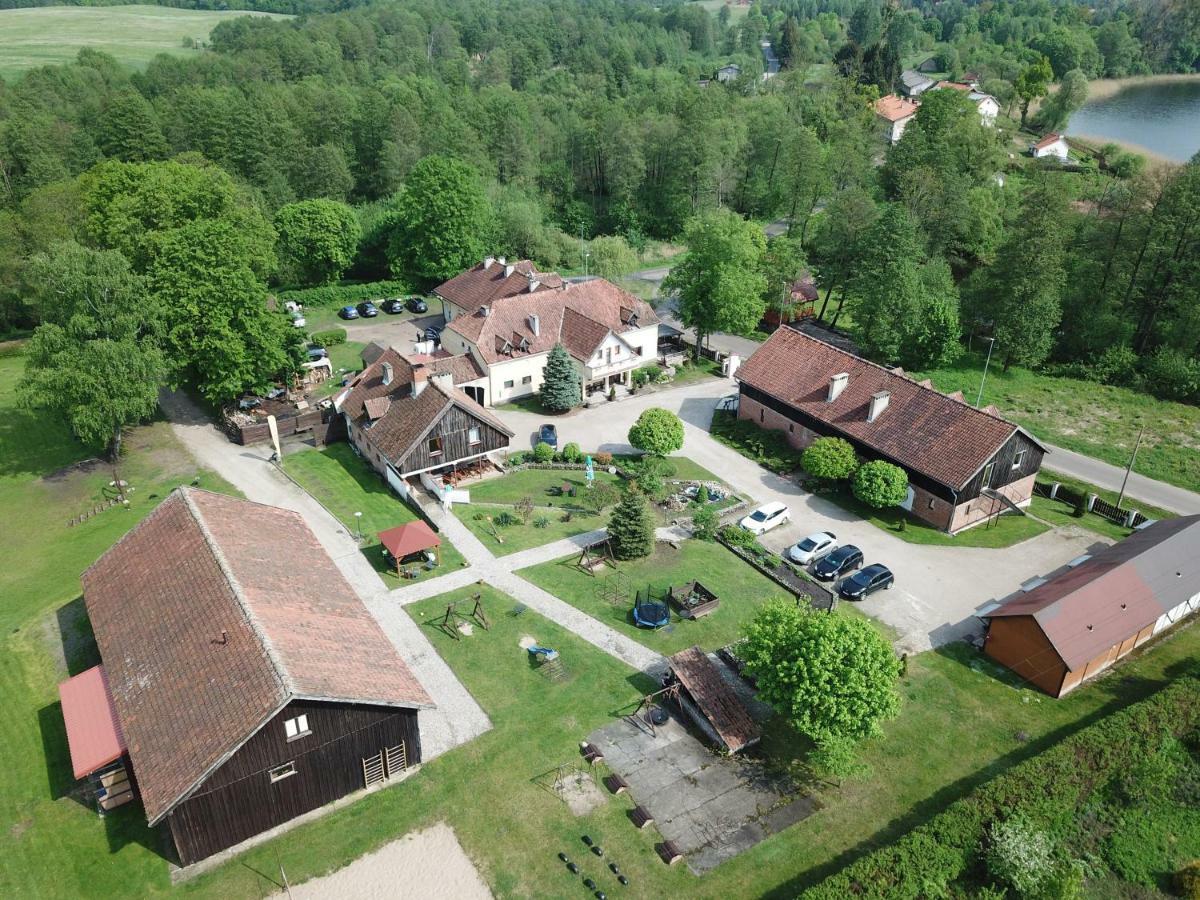 Folwark Tumiany Pokoje & Restauracja Exteriör bild