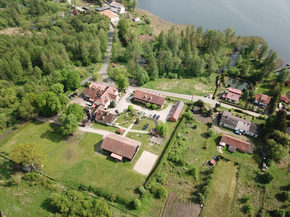 Folwark Tumiany Pokoje & Restauracja Exteriör bild