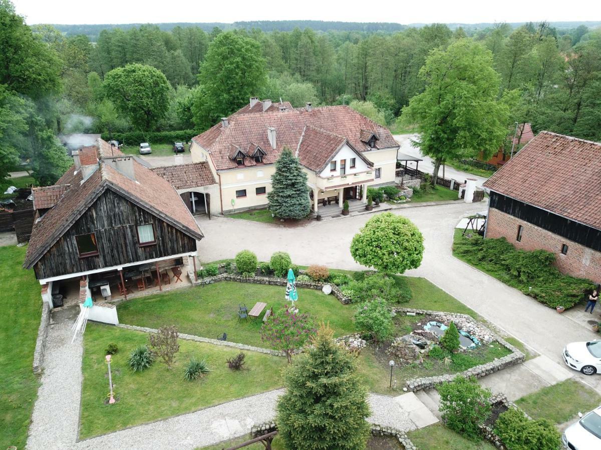 Folwark Tumiany Pokoje & Restauracja Exteriör bild